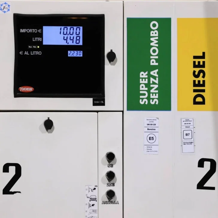 Caro carburanti, Ferragosto salato per chi si sposta in auto: pieno di gasolio costa oltre 22 euro in più rispetto all’anno scorso﻿