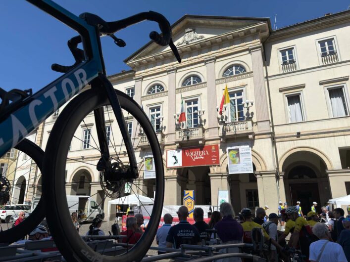 Ciclismo: partita da Voghera la 54ª Freccia dei Vini