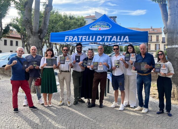 Al quartiere Cristo di Alessandria il gazebo di Fratelli d’Italia a sostegno delle riforme del Governo Meloni