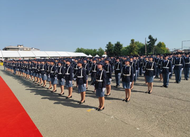 Ad Alessandria il giuramento di 367 nuovi poliziotti: “Sappiate coniugare autorevolezza e umanità”