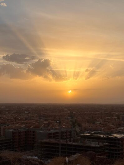 Lo spettacolo dell’eclissi di sole: le vostre foto