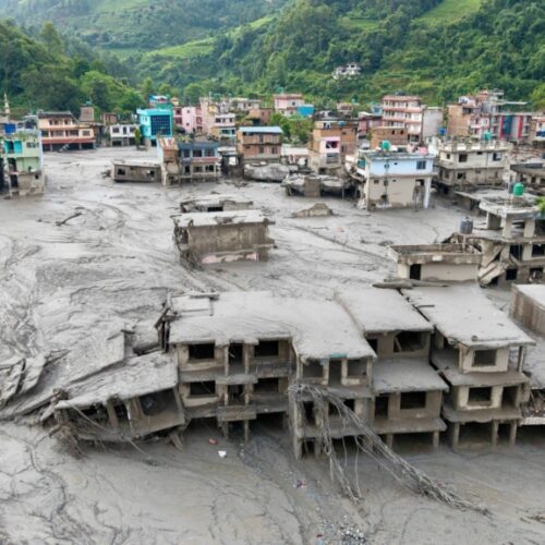 Nepal nel dramma, associazione PassoDopoPasso: “La scuola che abbiamo costruito è salva ma mancano luce e acqua”