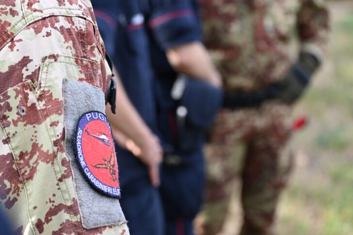 Operazione dei Carabinieri contro lo spaccio: smantellati bivacchi lungo lo Scrivia tra Tortona e Carbonara
