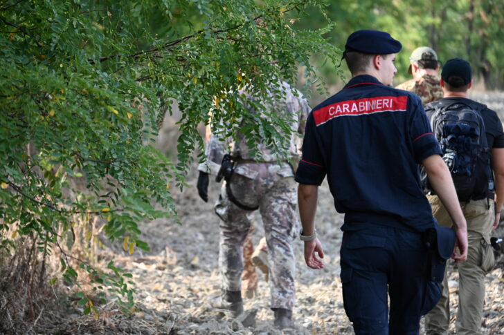 Operazione dei Carabinieri contro lo spaccio: smantellati bivacchi lungo lo Scrivia tra Tortona e Carbonara