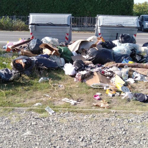 Rifiuti da fuori Alessandria abbandonati a San Giuliano Vecchio: le multe degli ispettori di Amag Ambiente