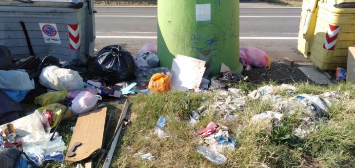 Rifiuti da fuori Alessandria abbandonati a San Giuliano Vecchio: le multe degli ispettori di Amag Ambiente