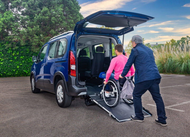 Trasporto persone con disabilità ad Alessandria: coinvolta anche la Croce Rossa