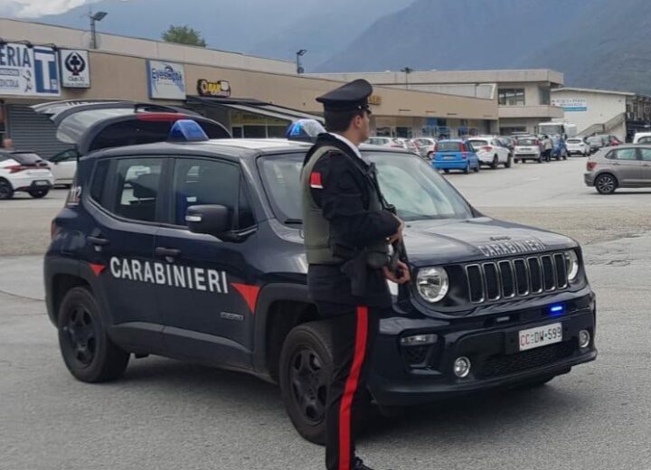 Villadossola: evade dai domiciliari e aggredisce prima il padre e poi i CC, arrestato