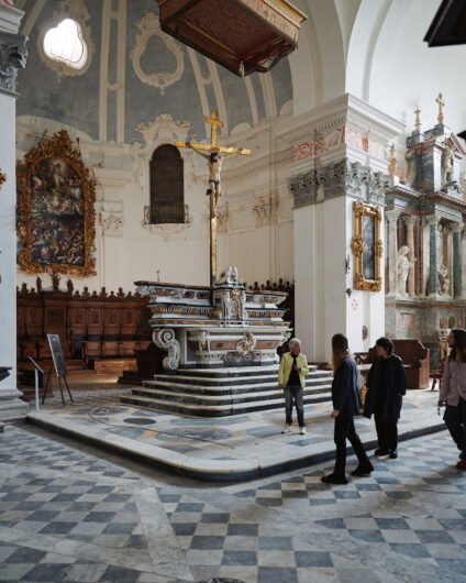A Bosco Marengo arriva la mostra “Tales”: l’arte contemporanea racconta le mille vite di Santa Croce