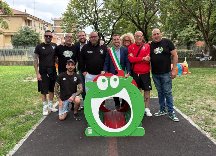 Un nuovo gioco per i bambini del nido Valentino di Casale grazie alla raccolta degli Ultras U3