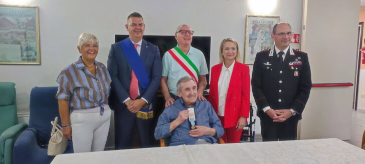Giornata internati nei lager tedeschi: dieci Medaglie d’Onore. Insignito anche il nonno del sindaco di Valenza
