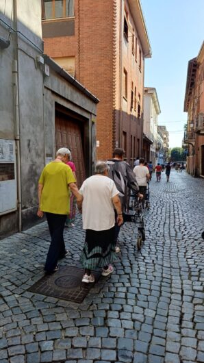 “Insieme al traguardo”, a Valenza una domenica di festa, sorrisi e solidarietà