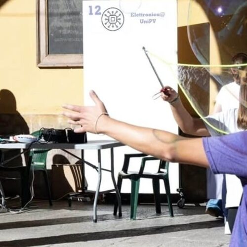 A Pavia la scienza incontra la città: venerdì torna la Notte delle Ricercatrici e dei Ricercatori