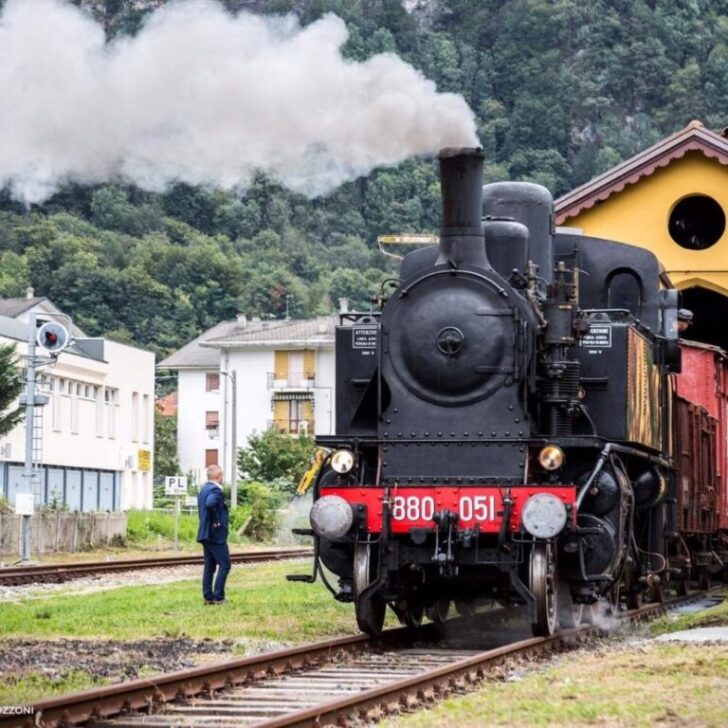 La Novara-Varallo compie 140 anni e festeggia con un weekend a tutto vapore nel cuore della Valsesia