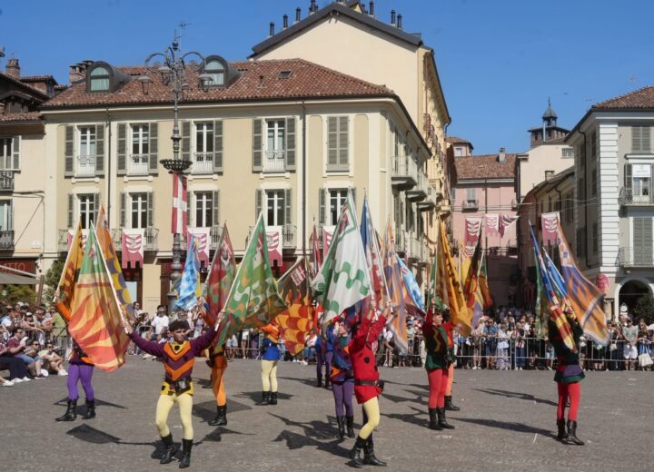 Palio di Asti: le foto dell’evento. Vince San Martino San Rocco