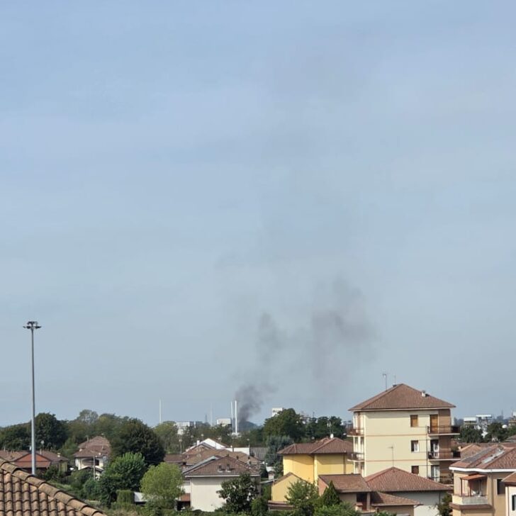 Fumo dallo stabilimento Arkema nel Polo chimico di Spinetta: “In corso la manutenzione sui serbatoi”
