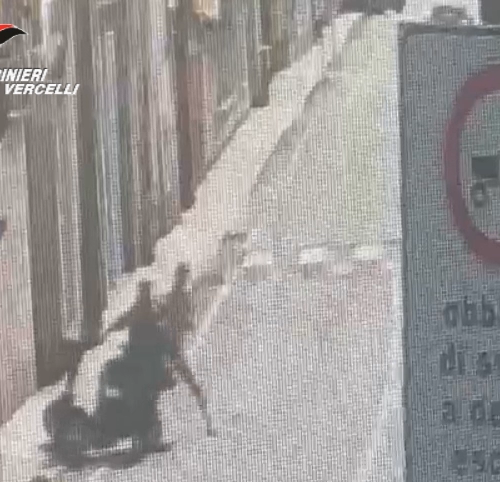 Furti violenti: le vittime preferite erano anziani in carrozzina o con difficoltà motorie