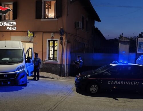 Assalto all’ufficio postale di Alagna. Ladri messi in fuga dai Carabinieri, recuperati due veicoli rubati