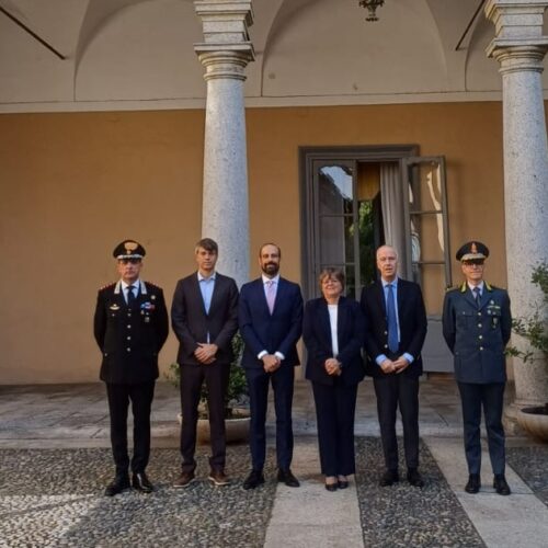 Movida a Pavia e nuove regole sugli alcolici. La Prefettura: “Divertimento e sicurezza possono convivere”
