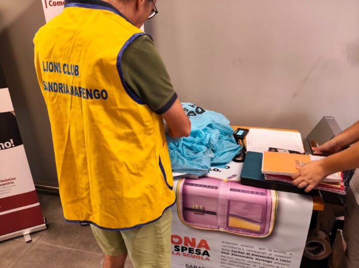 Caritas e Lions insieme per “Dona la spesa per la scuola”: raccolti oltre 250 chili di materiale