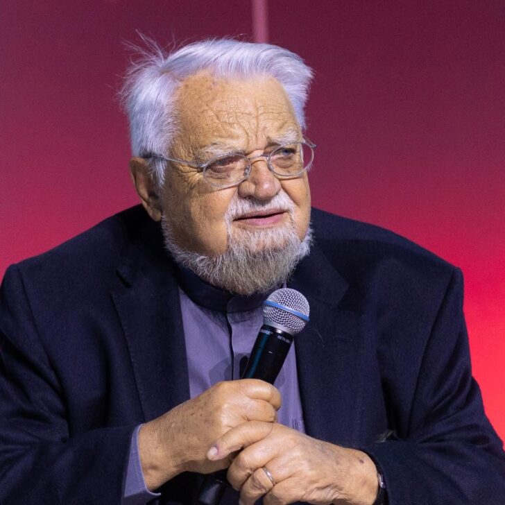 È morto fratel Enzo Bianchi, fondatore della Comunità di Bose: aveva 83 anni