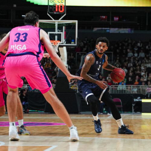 Beffa per Baglietto Derthona all’esordio in EuroCup: leoni piegati sulla sirena a Riga