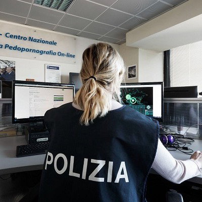 Pedopornografia e hackeraggio di profili social: arrestato 39enne residente nel pavese