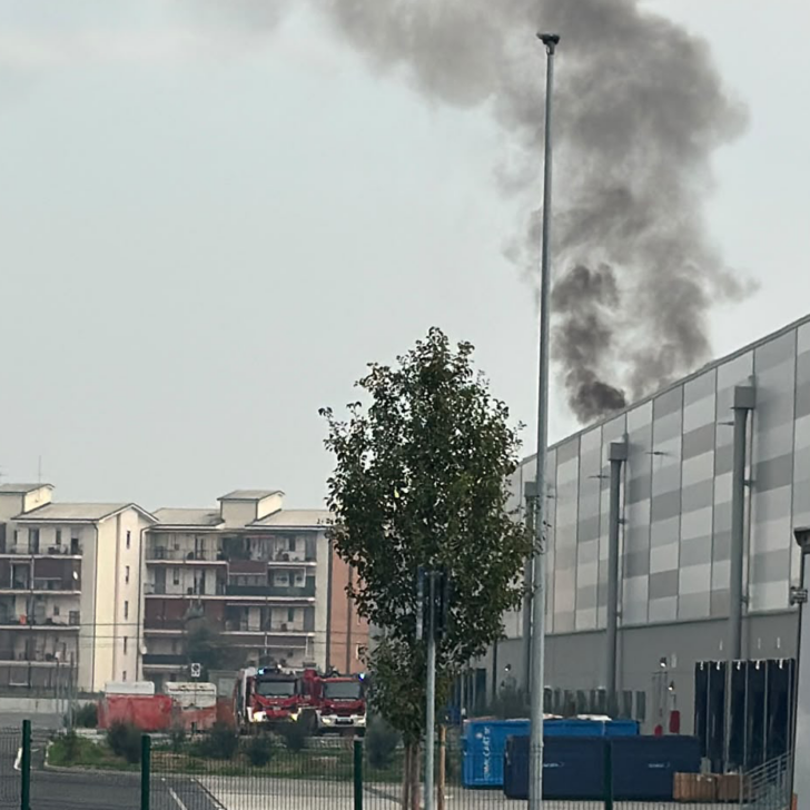 Incendio capannone in zona D3 ad Alessandria