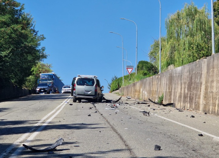 Incidente con fuga a Valenza: due persone bloccate