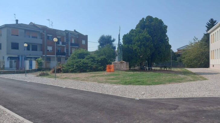 Nuova area di ingresso e una nuova rampa alla scuola Caretta di Spinetta grazie ai fondi del Marengo Hub