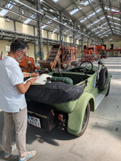 “Mission Monte-Carlo 26” fa tappa a Tortona: l’auto del 1926 incontra la storia della meccanica Orsi