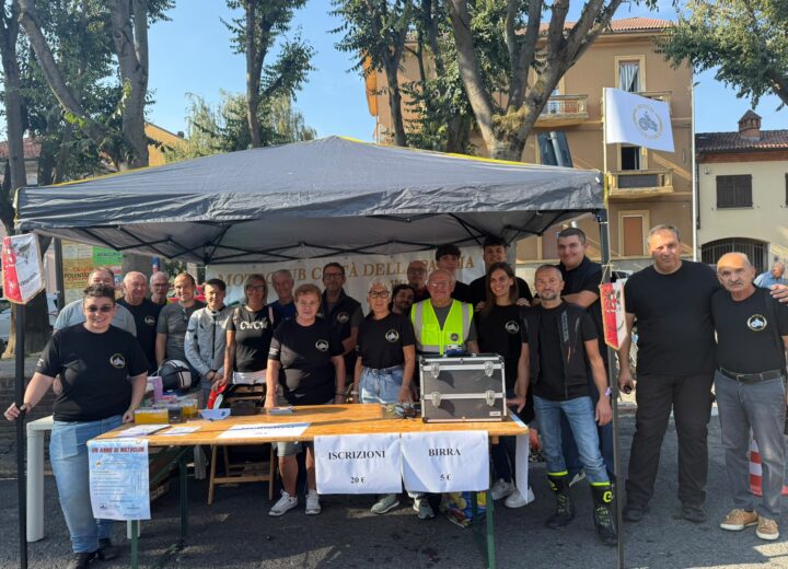 Il Motoclub Città della Paglia al quartiere Cristo di Alessandria compie un anno: la festa in piazza Ceriana