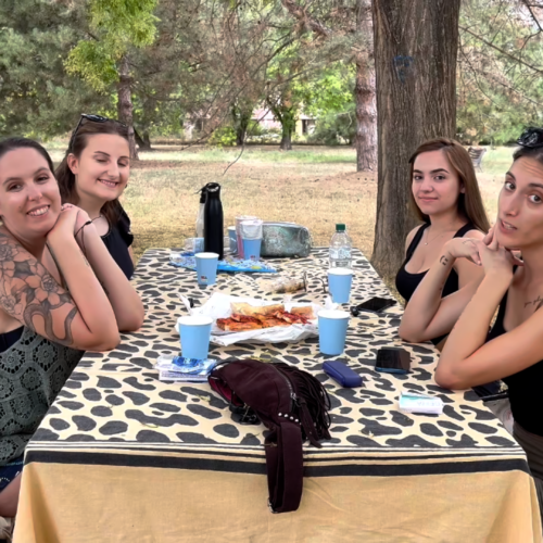 Alessandria o grande città? Il secondo episodio di “Un Picnic in provincia” mette a confronto due modi di vivere e studiare
