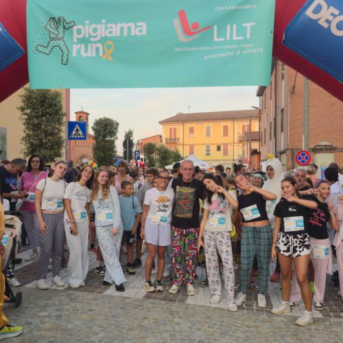 Pigiama Run: oltre 730 iscritti a Borgoratto per la Lilt. La corsa, i balli, i colori e la solidarietà