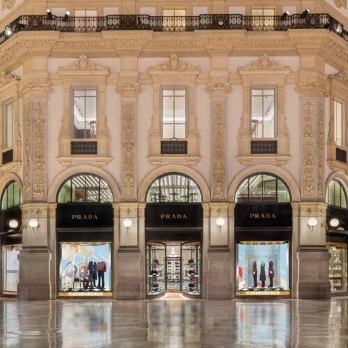 Prada Galleria: otto piani nel cuore di Milano tra moda, arte, cinema e storia