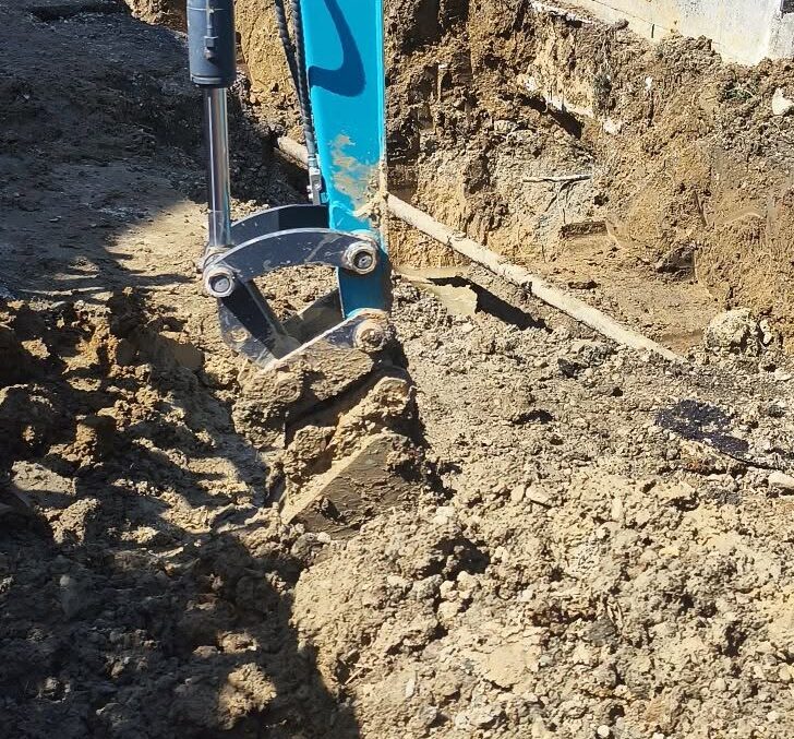 Rottura di una conduttura idrica a Valenza: alcune zone senza acqua fino a questa notte