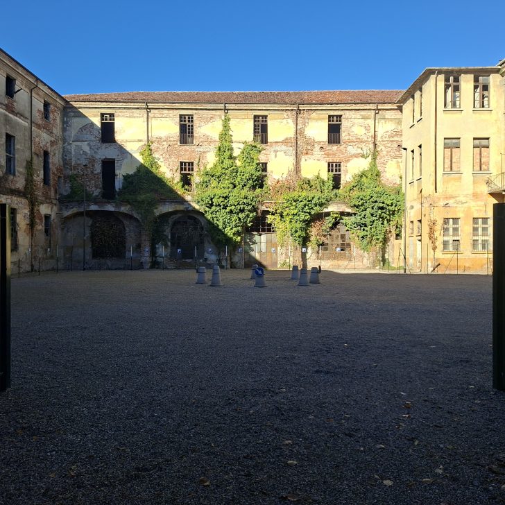 A Casale Monferrato apre il nuovo parcheggio alla ex Caserma Mameli con 26 posti gratuiti
