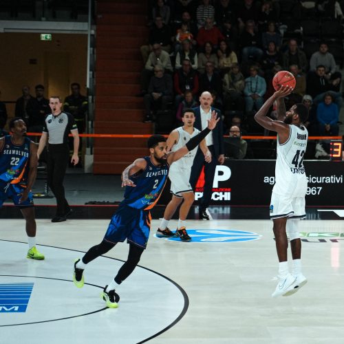 I leoni domano i lupi: Baglietto Derthona rimonta i Rostock Seawolves e cala il tris in Europa