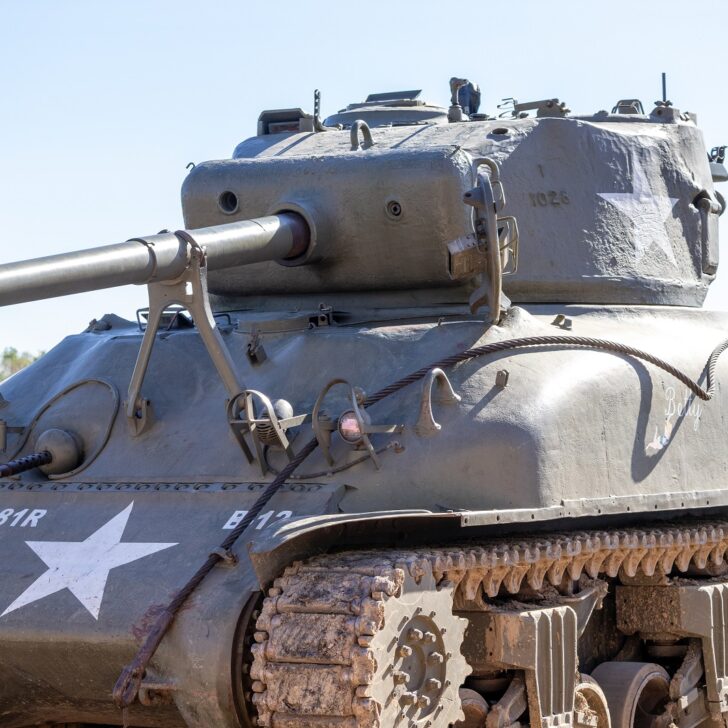 Veicoli militari e Jeep: a Stroppiana “Campo Base IV”