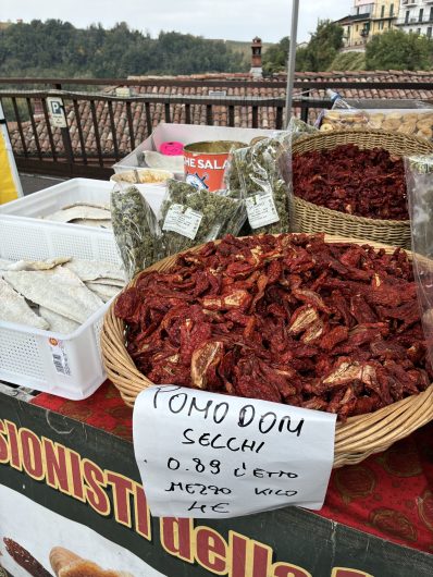 Ricaldone in festa tra vino, tartufi e sapori della tradizione