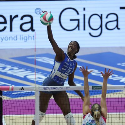 Volley donne serie A1:  Milano travolge Novara 3-0