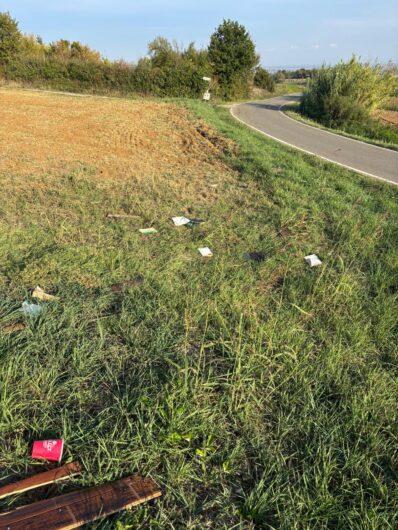 A Rivarone atti vandalici nell’area panoramica il “Cornicione”