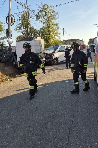 Incidente tra due furgoni tra San Giuliano Vecchio e Mandrogne: due feriti lievi