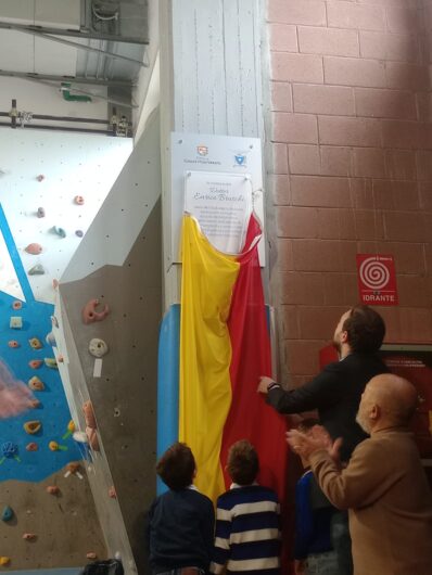 Casale Monferrato ricorda Enrico Bruschi: una targa nella palestra di arrampicata
