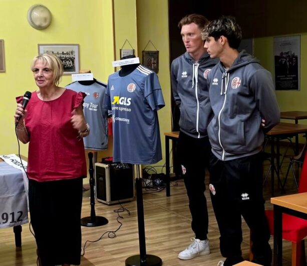 Alla Soms del quartiere Cristo la mostra storica Grigia con maglie e cimeli dell’Alessandria Calcio