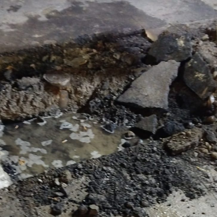 Perdita della rete idrica in lungo Tanaro San Martino ad Alessandria: al lavoro Sogeri e i Vigili del Fuoco