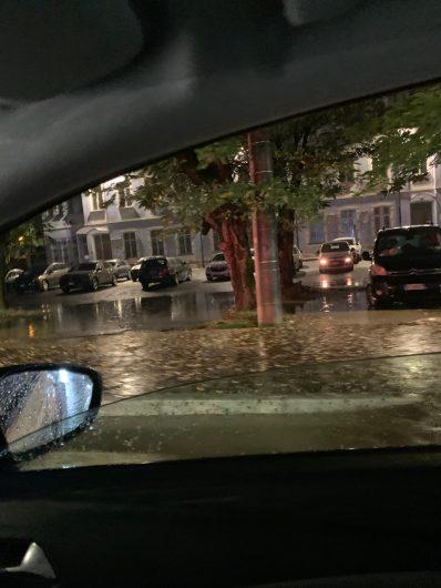 Maltempo: a Spinetta uscito il rio Lovassina in via Genova. Protezione Civile e Polizia Locale al lavoro