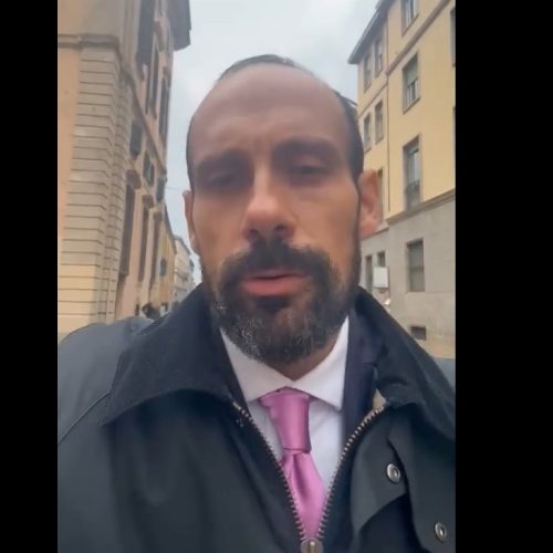 False immagini di disordini a Pavia create con l’intelligenza artificiale: il sindaco invita a non diffonderle
